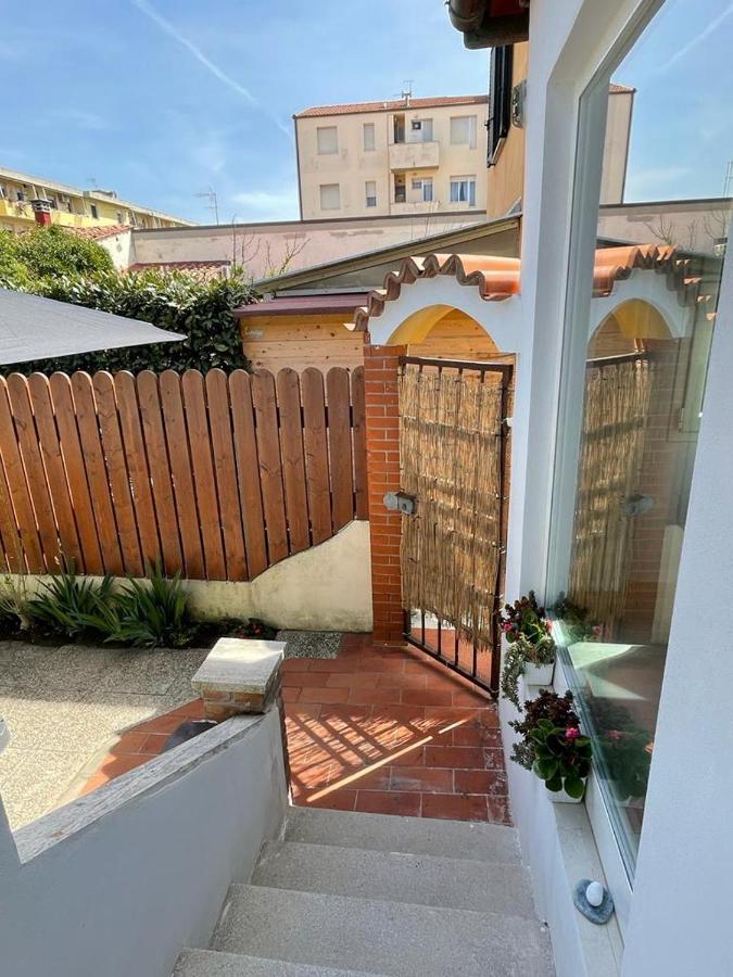 Azzurra House Apartment Марина ди Пиза Екстериор снимка