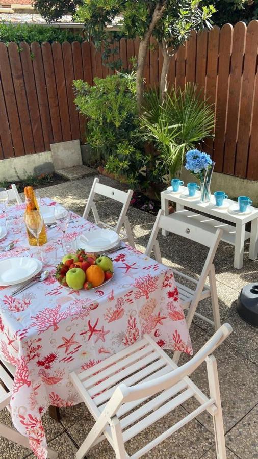 Azzurra House Apartment Марина ди Пиза Екстериор снимка
